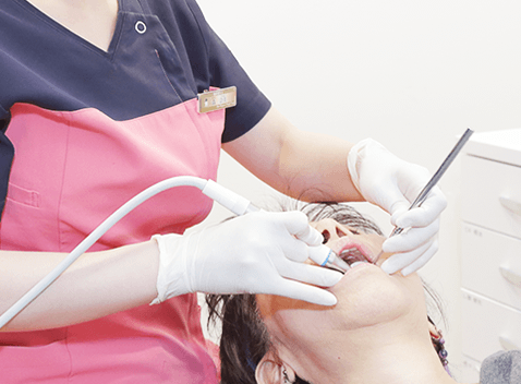 1.PMTC（歯科衛生士によるプロのクリーニング）